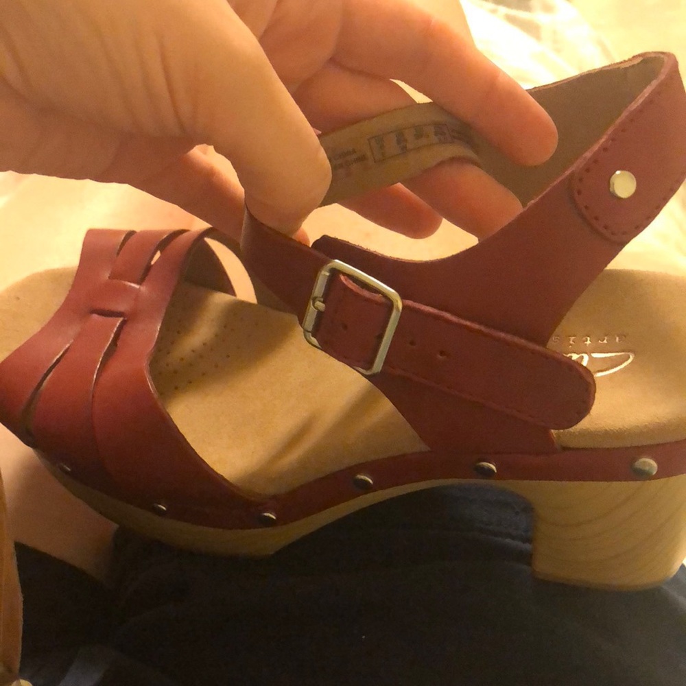Clark’s Ledella Trail shoes in red